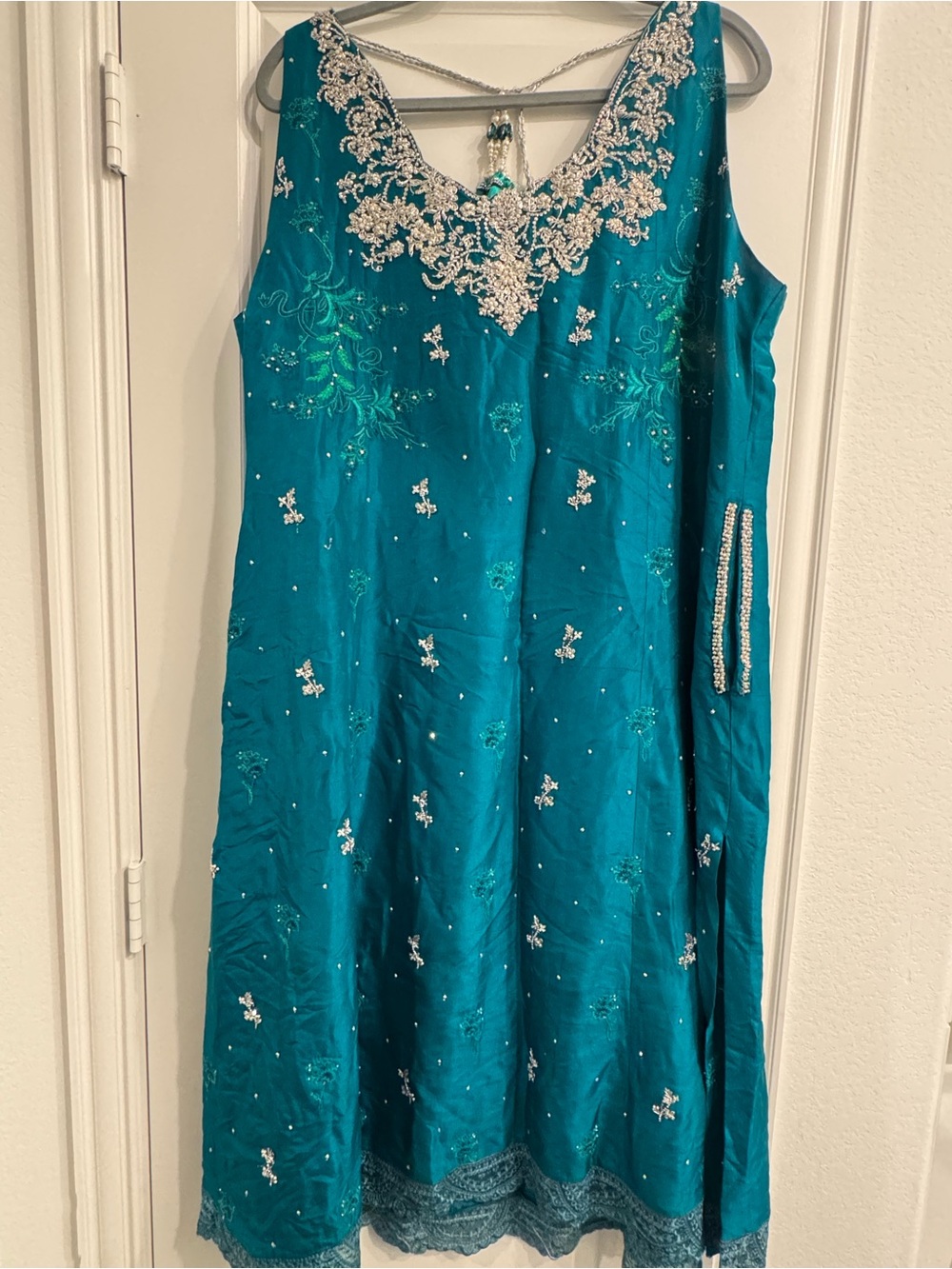 Farah talib aziz / pakistani Teal Embroidered Formal Dress